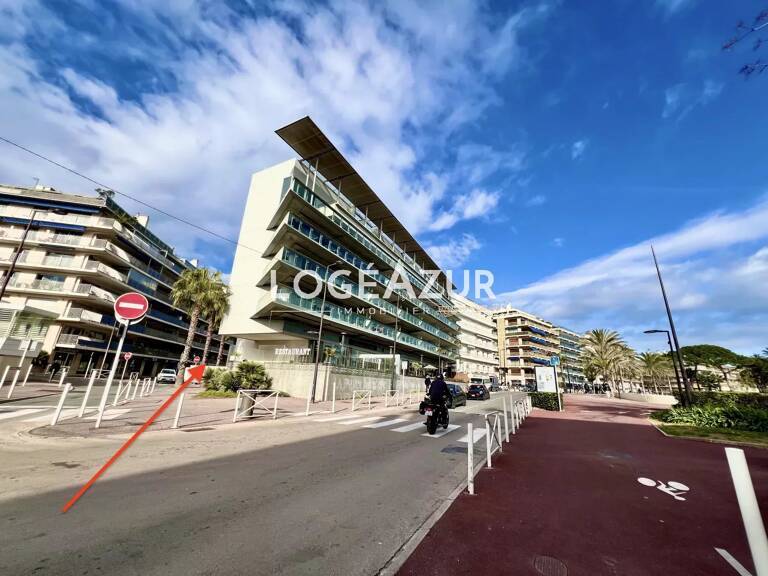 LOCATION SAISONNIÉRE - ANTIBES CENTRE VILLE - 4 PERSONNES — photo 1