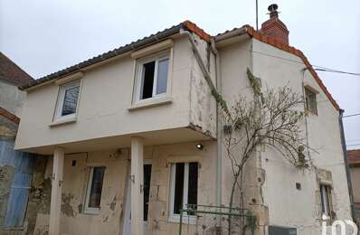 vente maison 54 000 € à proximité de Charroux (03140)