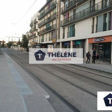 Commerce  1100000 €