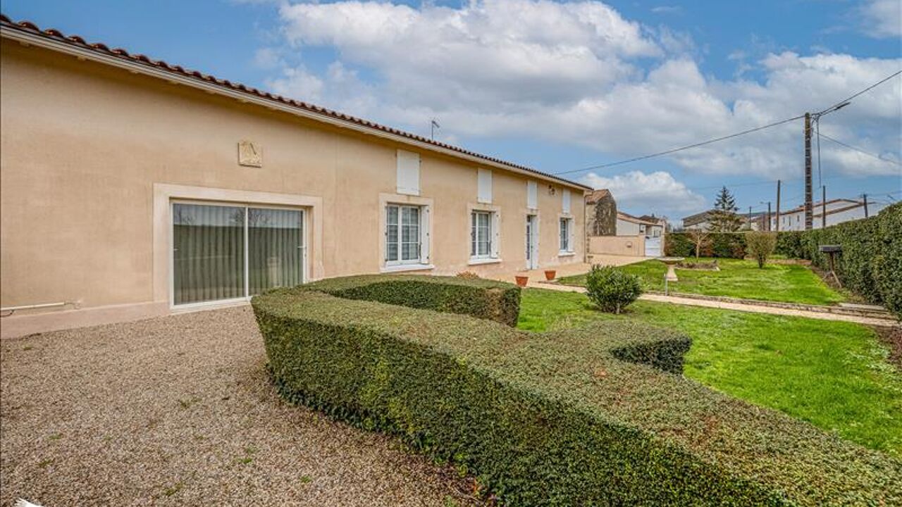 maison 6 pièces 141 m2 à vendre à Val-du-Mignon (79210)