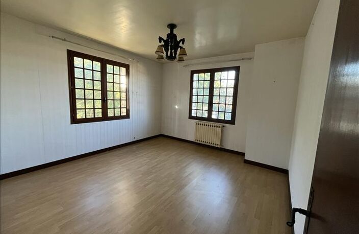 Maison en pierre de 9 pièces principales — photo 5