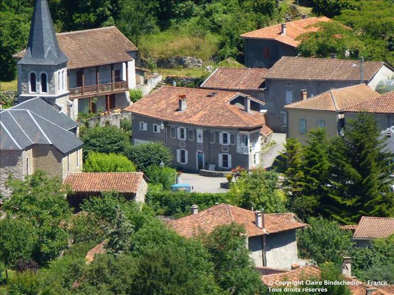 Maison de bourg de 5 pièces principales — photo 1