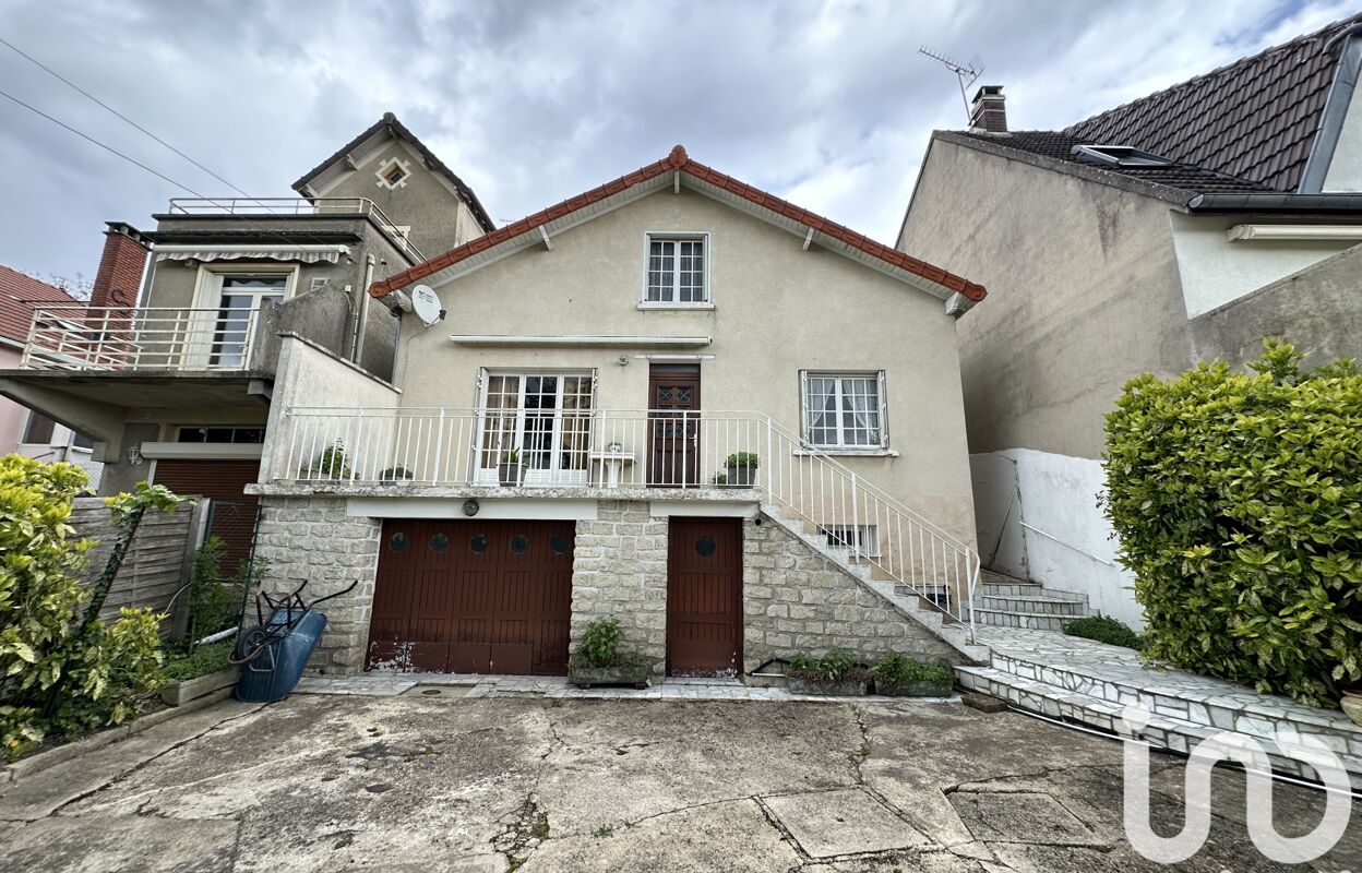 maison 6 pièces 140 m2 à vendre à Vaux-le-Pénil (77000)