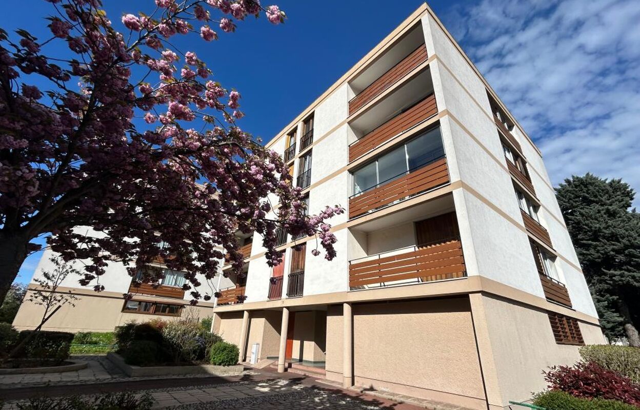 appartement 2 pièces 43 m2 à vendre à Franconville (95130)