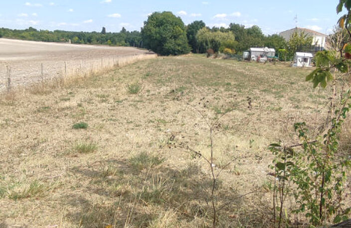 Terrain au calme de 2350 m2 — photo 3