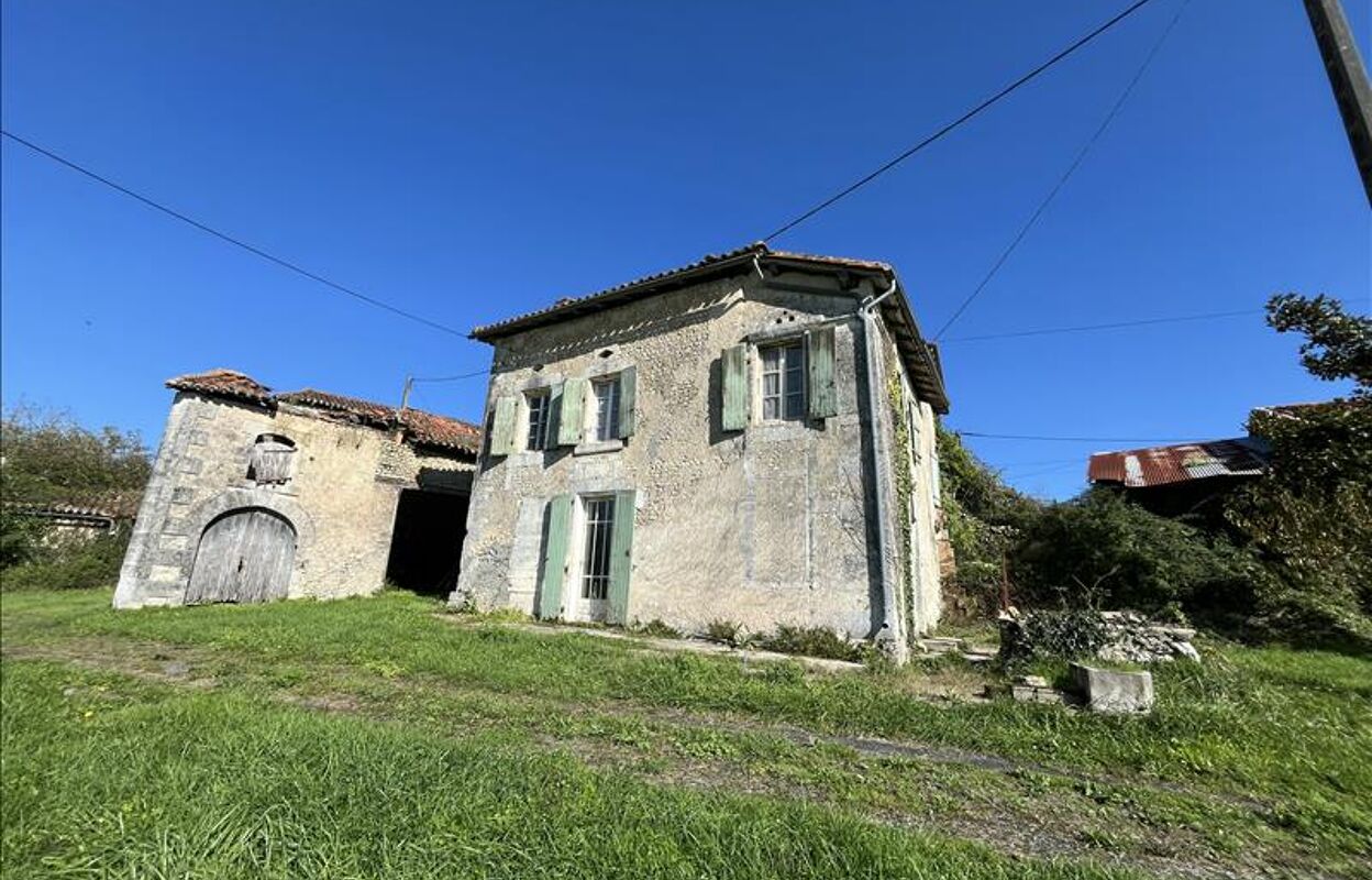 maison 4 pièces 169 m2 à vendre à Montignac-le-Coq (16390)