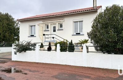 vente maison 190 000 € à proximité de Baignes-Sainte-Radegonde (16360)