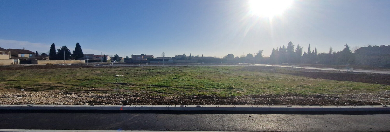 Terrain  554 m² à vendre à Pierrelatte (26700)