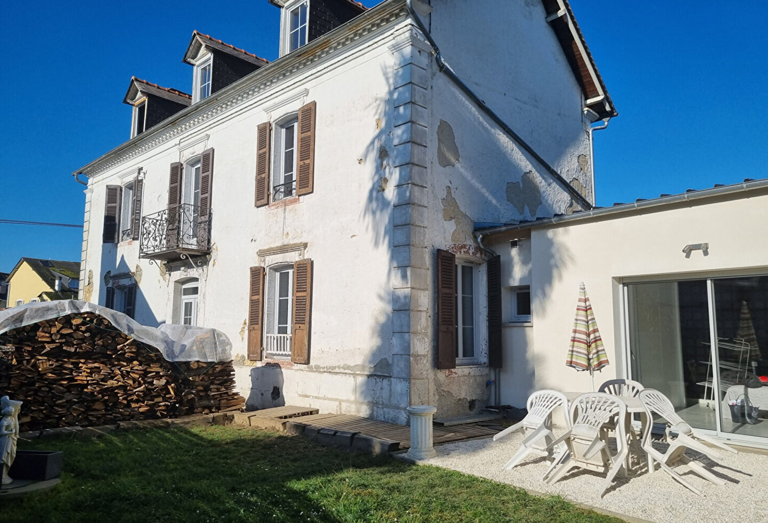 MAISON de maître 180 m² + T2 — photo 1