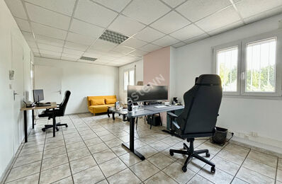location bureau 1 250 € CC /mois à proximité de Salon-de-Provence (13300)