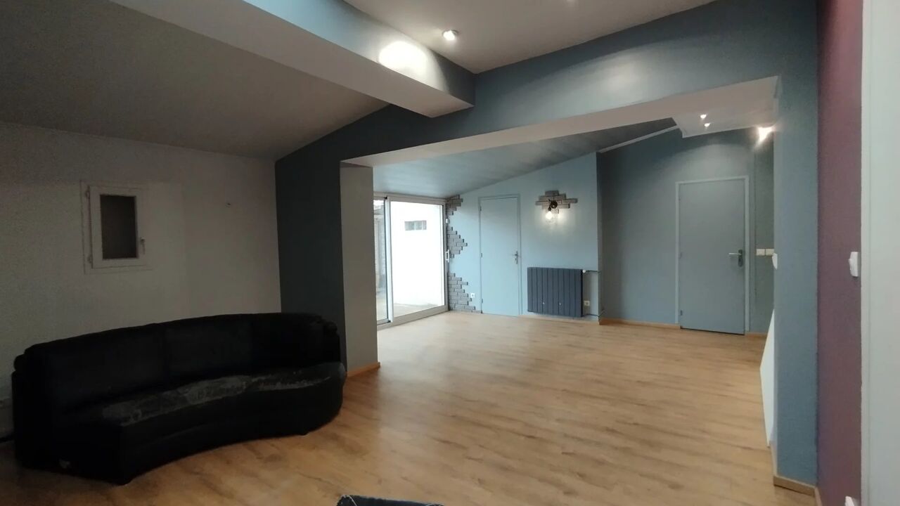 maison 6 pièces 123 m2 à vendre à Avesnelles (59440)