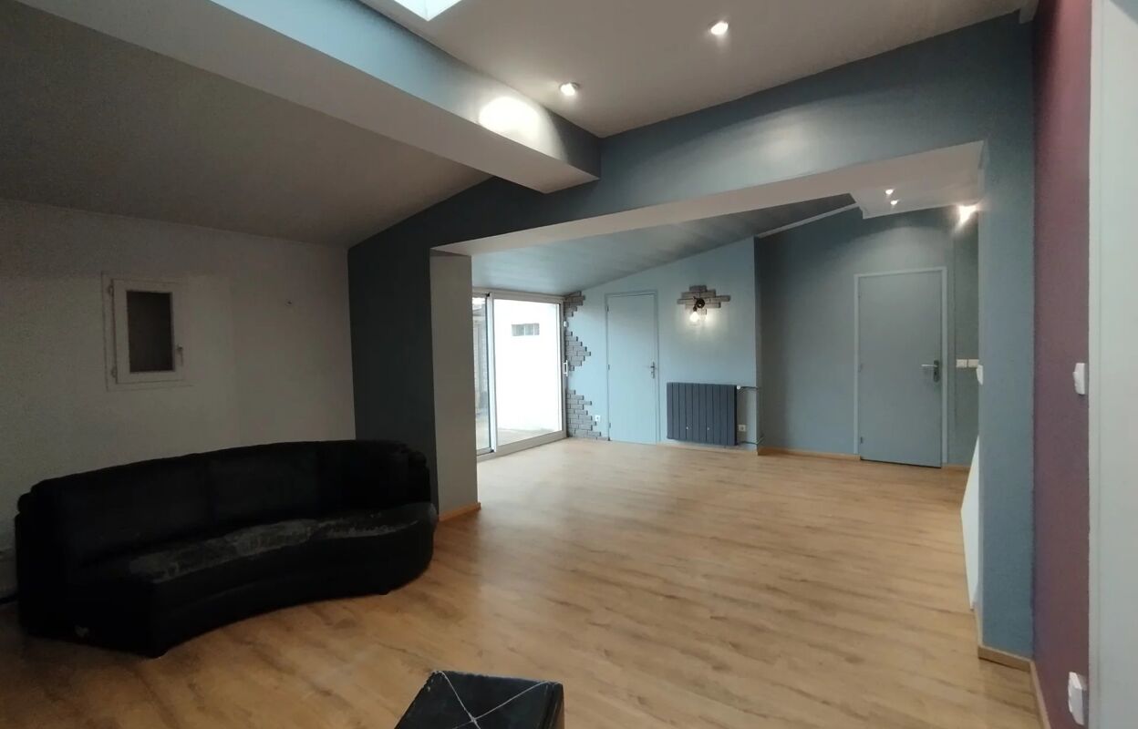 maison 6 pièces 123 m2 à vendre à Avesnelles (59440)