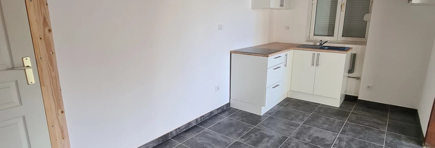 Maison  67 m² à louer à Sains-du-Nord (59177)