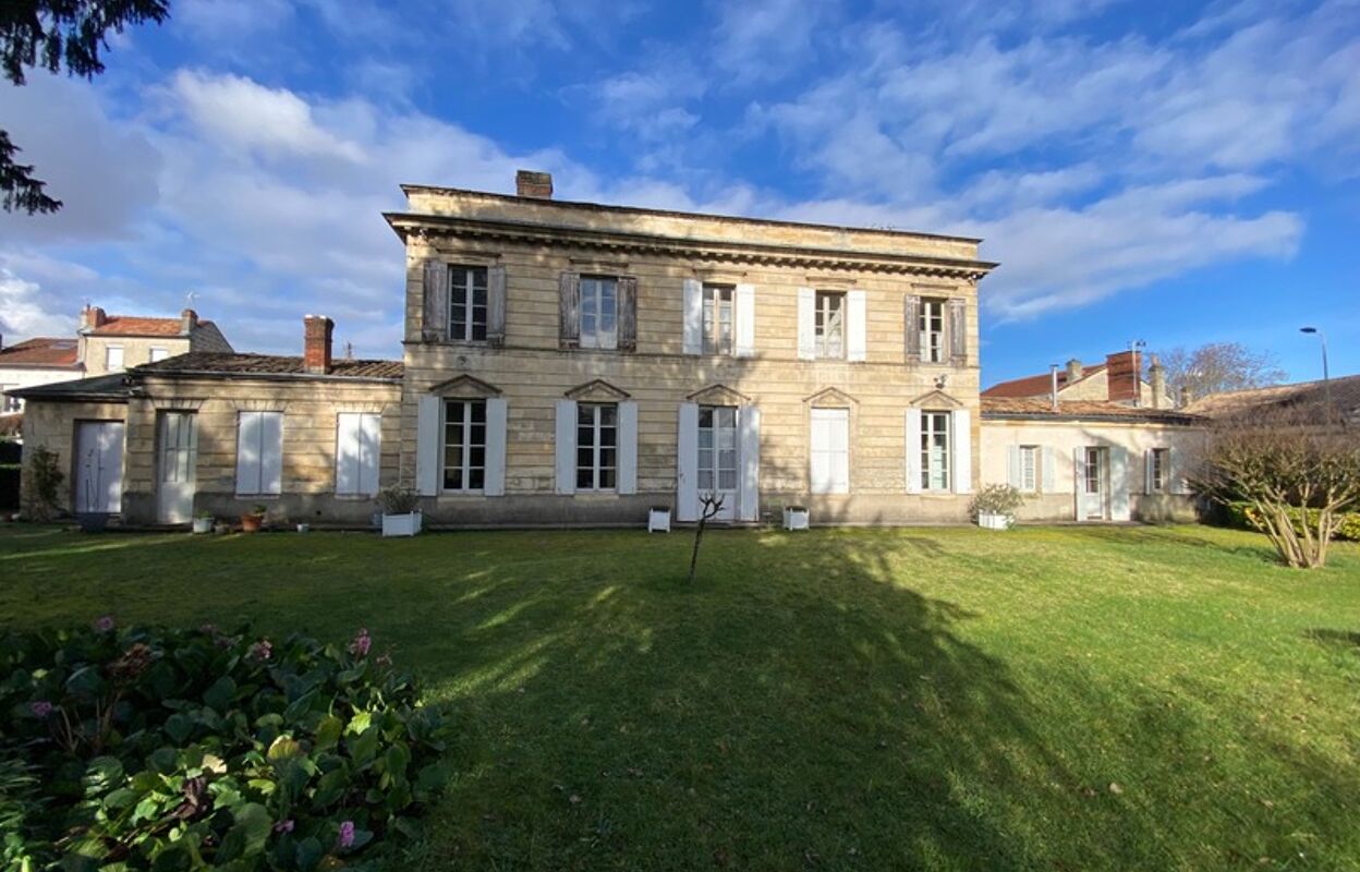 maison 12 pièces 440 m2 à vendre à Bordeaux (33800)