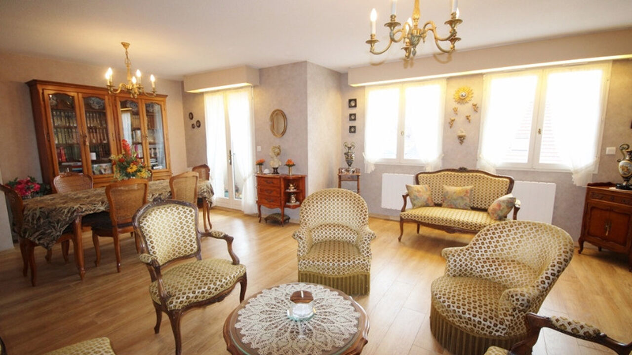 appartement 6 pièces 164 m2 à vendre à Montluçon (03100)