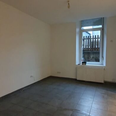 Appartement  675 €