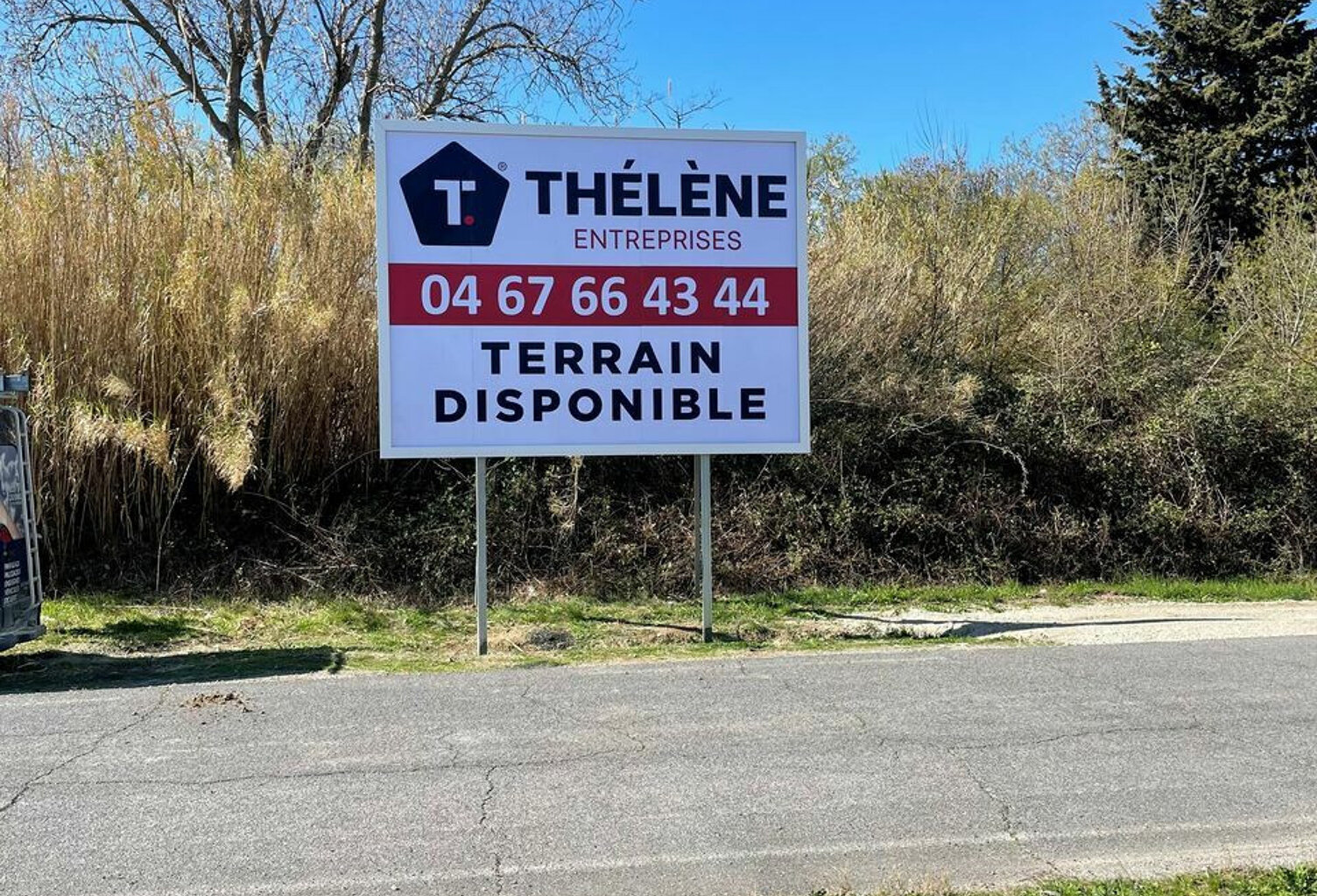 TERRAIN à VENDRE — photo 1