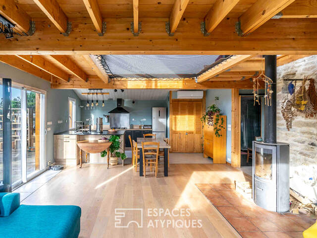 Maison écologique en harmonie avec la nature — photo du bien