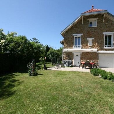 Maison 6 pièces 399000 €