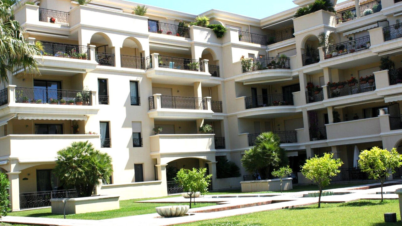 appartement 3 pièces 76 m2 à vendre à Hyères (83400)