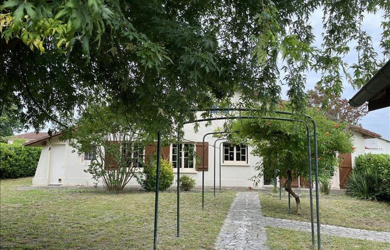 maison 6 pièces 135 m2 à vendre à Sarbazan (40120)