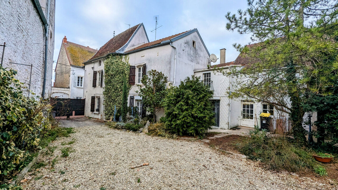 maison 8 pièces 220 m2 à vendre à Ravières (89390)