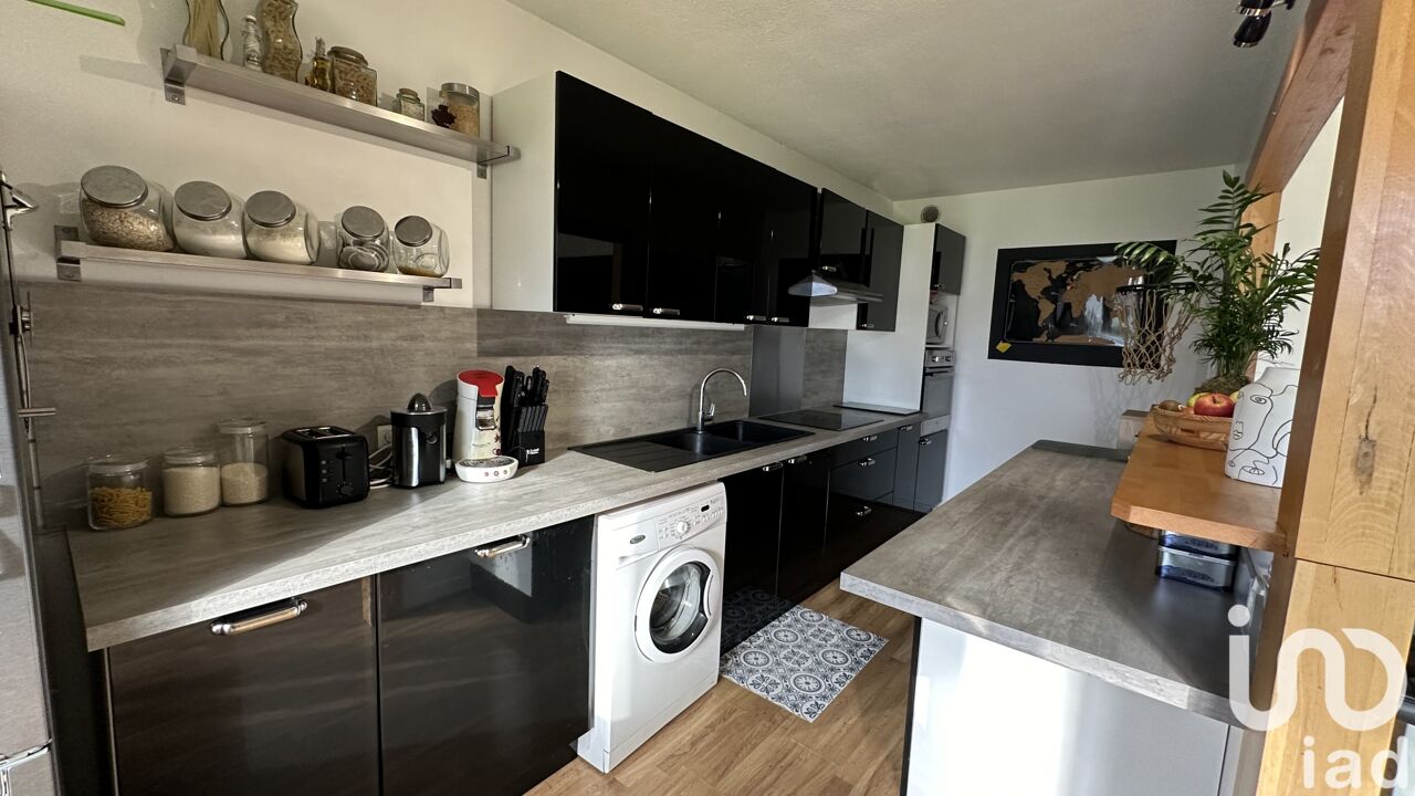 appartement 4 pièces 84 m2 à vendre à Bourgoin-Jallieu (38300)