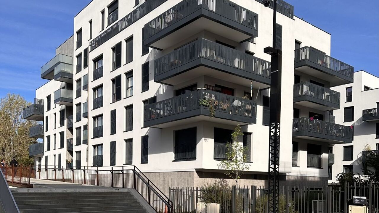 appartement 3 pièces 61 m2 à vendre à Noisy-le-Sec (93130)