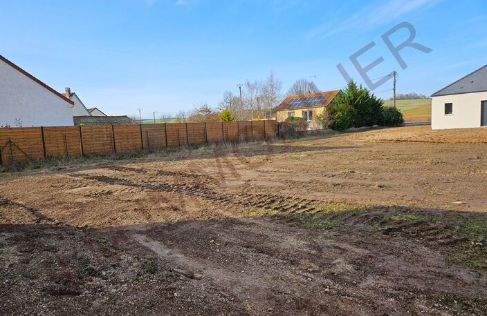 TERRAIN A BATIR 855M² PLAT EN SECONDE LIGNE YONNE — photo 2