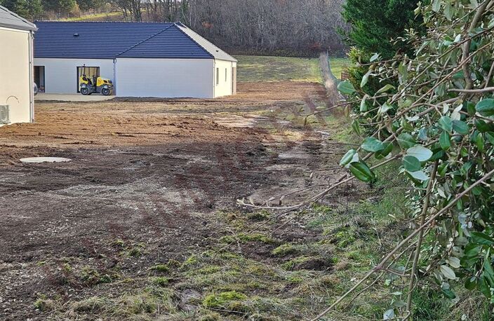 TERRAIN A BATIR 855M² PLAT EN SECONDE LIGNE YONNE — photo 4
