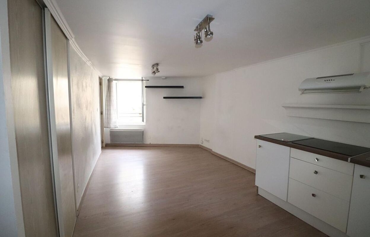 appartement 2 pièces 30 m2 à vendre à L'Escarène (06440)