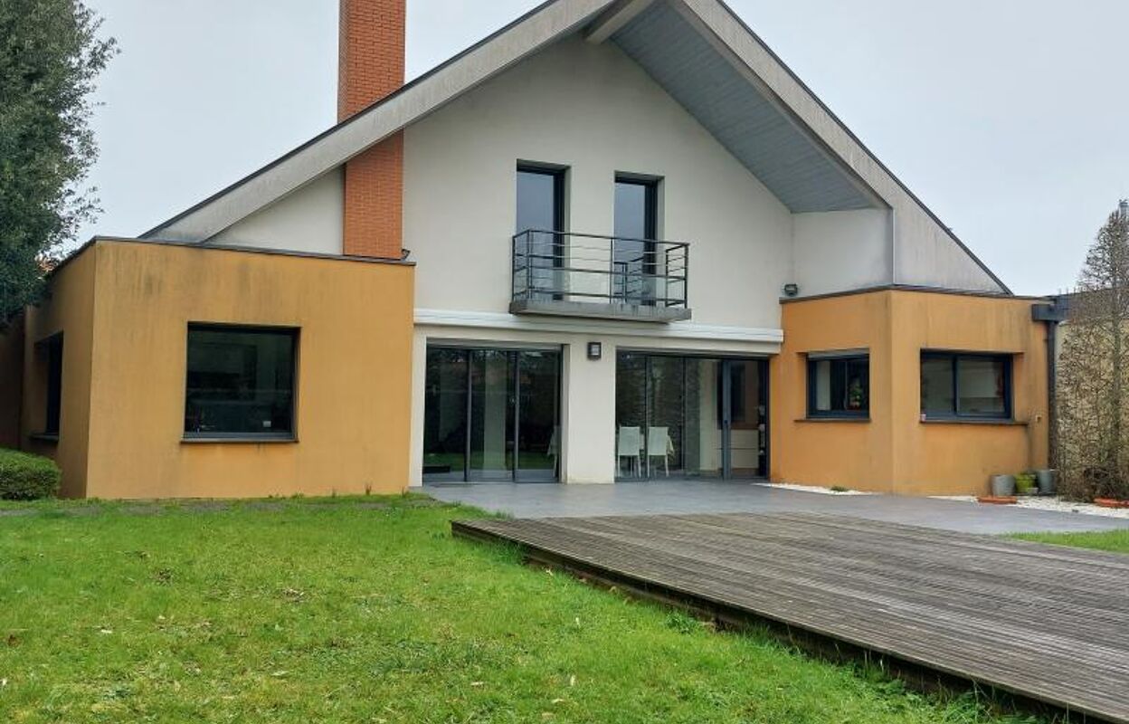 maison 7 pièces 242 m2 à vendre à Cholet (49300)