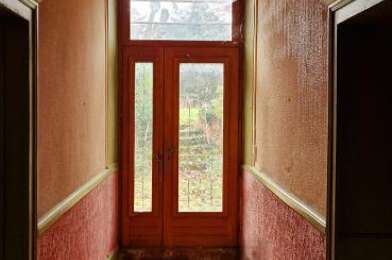 Maison 7 pièces 81120 €