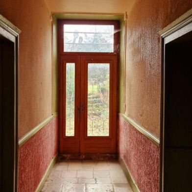 Maison 7 pièces 81120 €