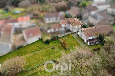 Maison 8 pièces 150700 €