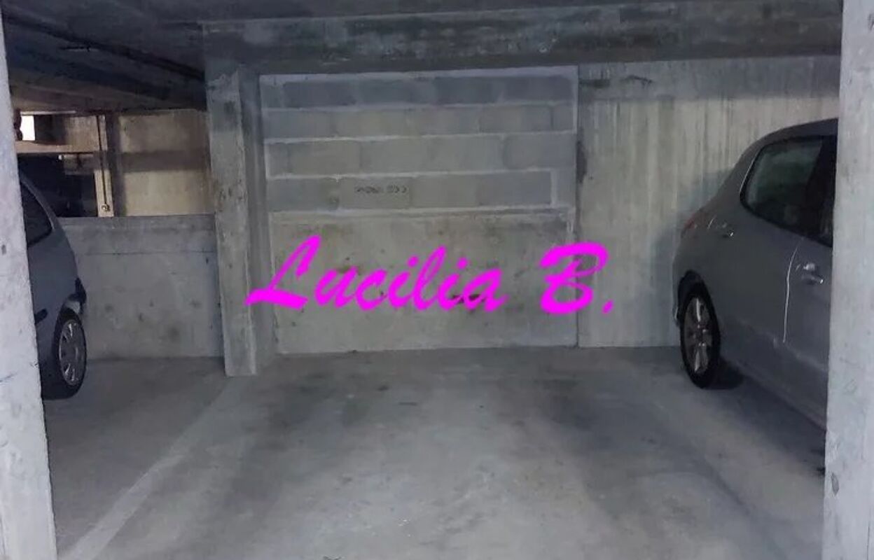 garage  pièces  m2 à louer à Tours (37000)