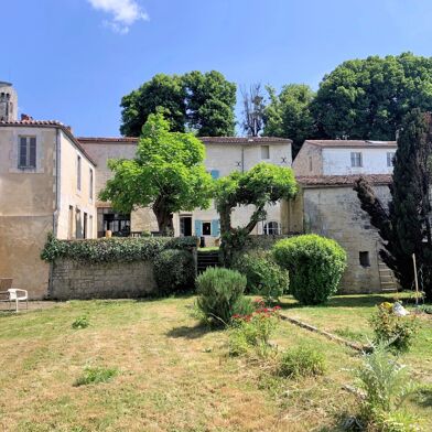 Maison 8 pièces 399000 €