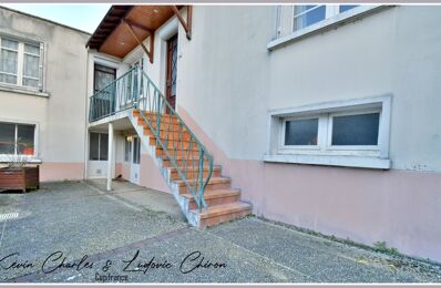 vente maison 128 500 € à proximité de La Roche-Neuville (53200)
