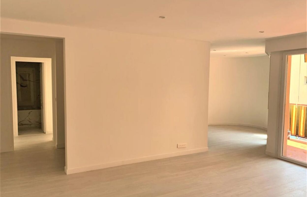 appartement 3 pièces 78 m2 à vendre à Saint-Laurent-du-Var (06700)
