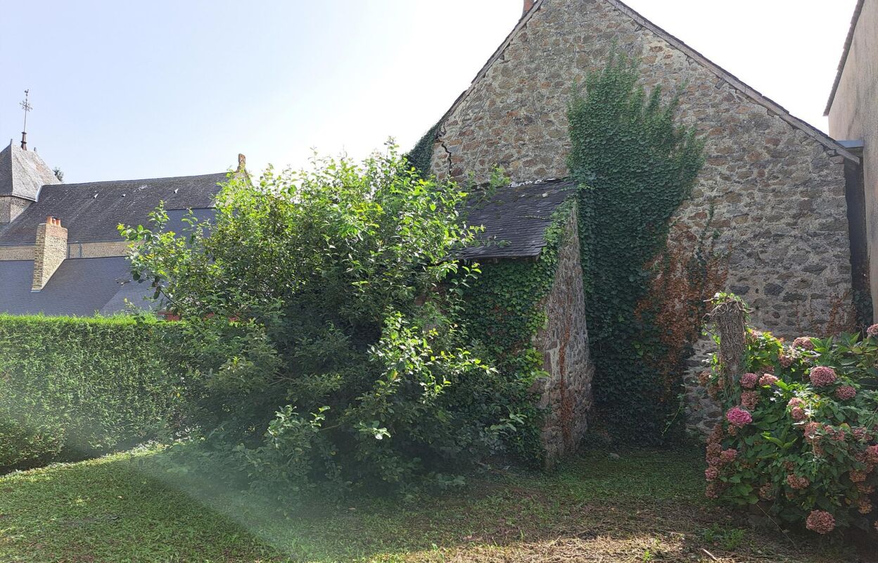 immeuble  pièces 100 m2 à vendre à Évron (53600)