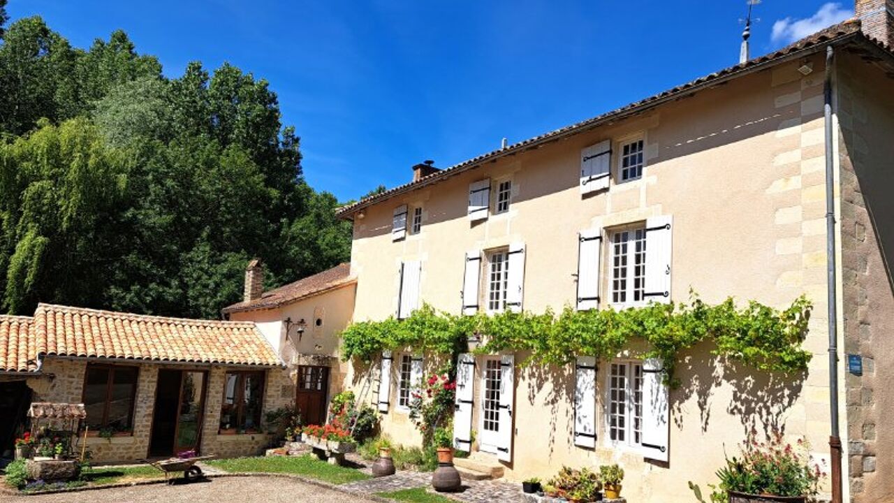 maison 7 pièces 360 m2 à vendre à Poitiers (86000)
