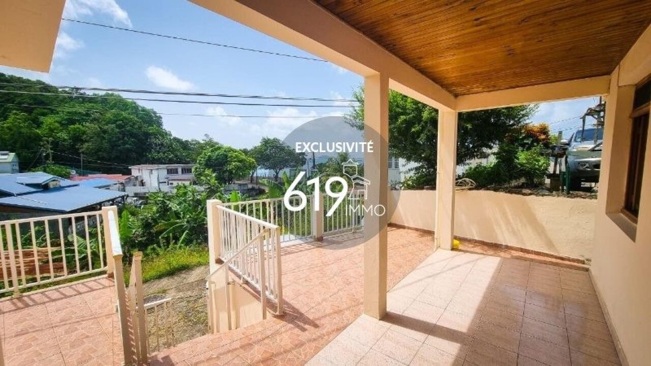 maison 5 pièces 126 m2 à vendre à La Trinité (97220)