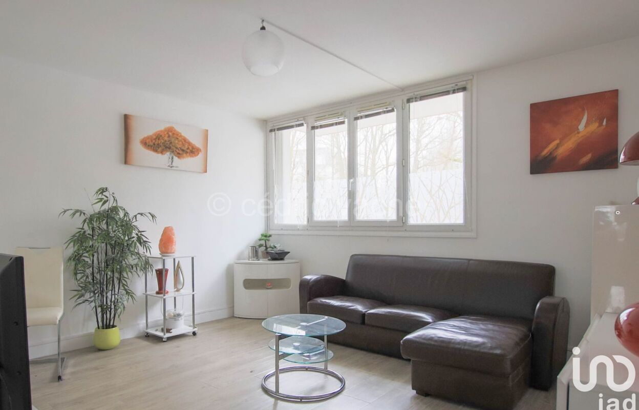 appartement 2 pièces 52 m2 à vendre à Saint-Michel-sur-Orge (91240)