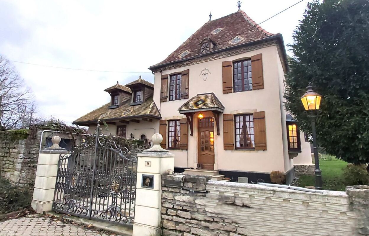 maison 5 pièces 116 m2 à vendre à Saint-Gervais-en-Vallière (71350)