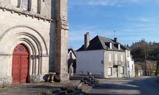 Maison 13 Pièces 254 m² à vendre à Saint-Martin-la-Méanne (19320)