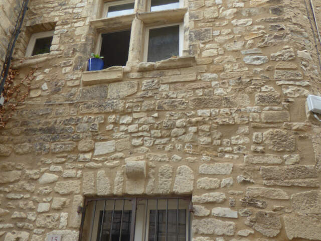 Maison avec vue ville médiévale Vaison la Romaine — photo du bien