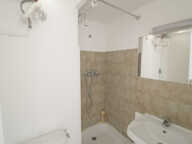NIMES ECUSSON Studio de 19 m2 — photo 3