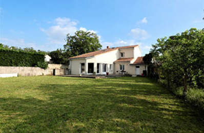 vente maison 308 000 € à proximité de Beaumont Saint-Cyr (86490)