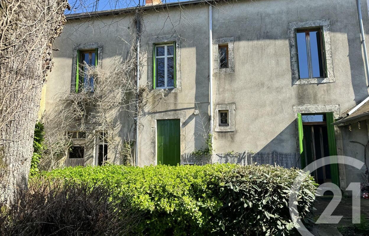 maison 9 pièces 171 m2 à vendre à Châteauroux (36000)
