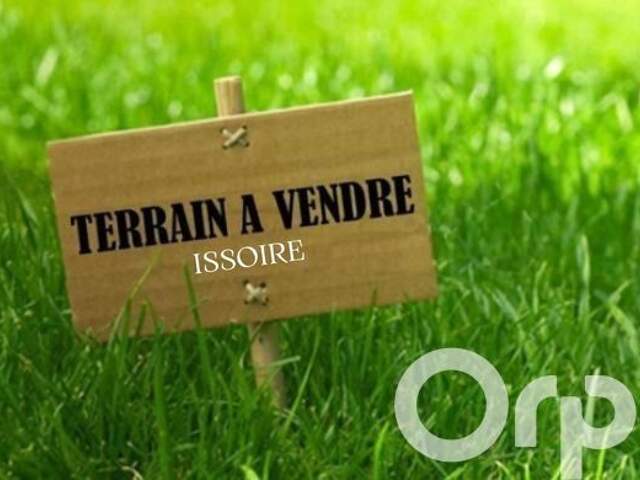 Terrain ISSOIRE 713m² — photo du bien